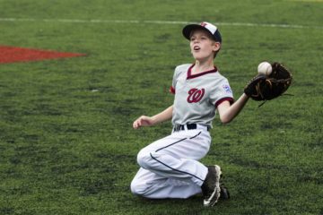 youth baseball glove 8 year old