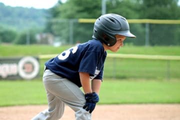 little league base stealing